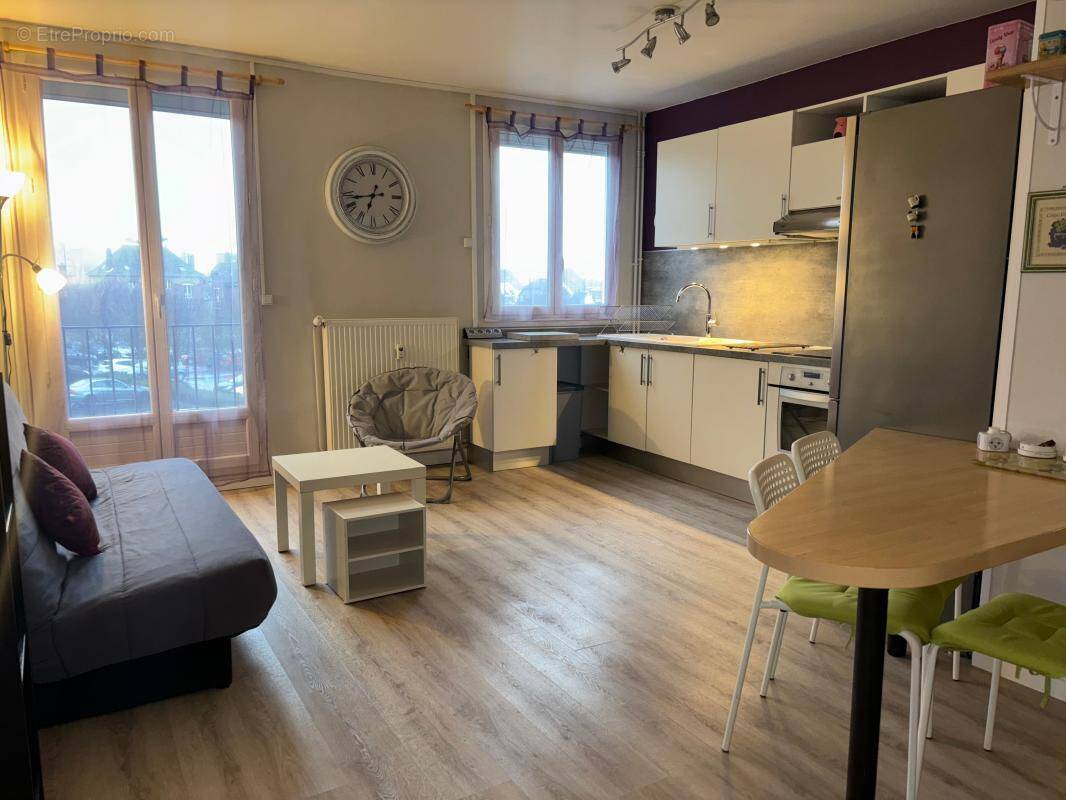 Appartement à COMPIEGNE