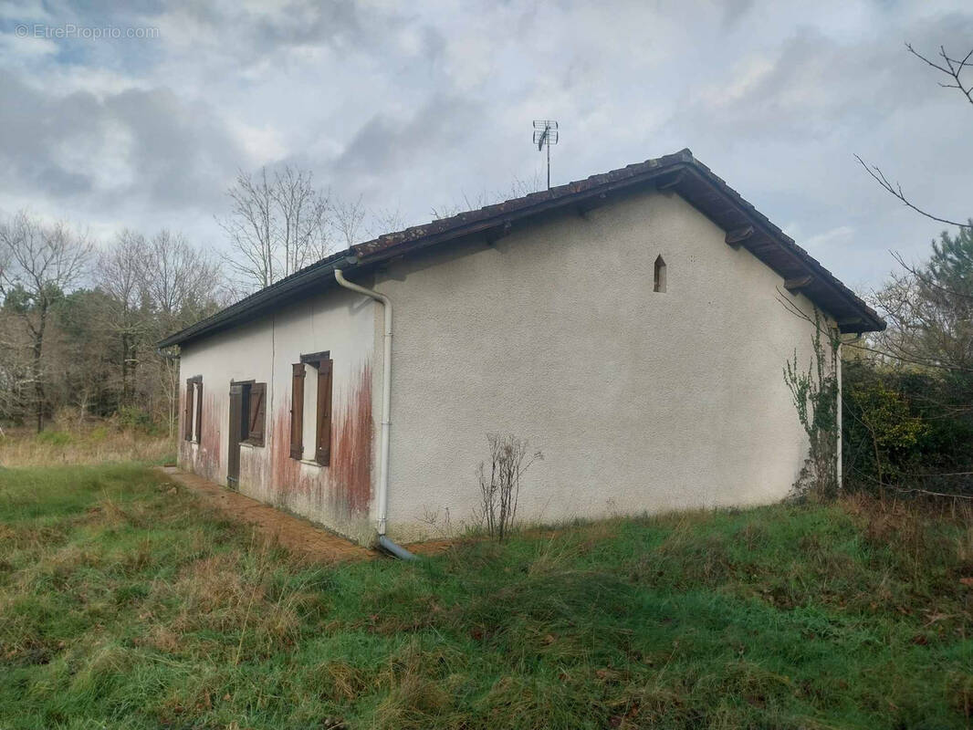 Maison à BELHADE