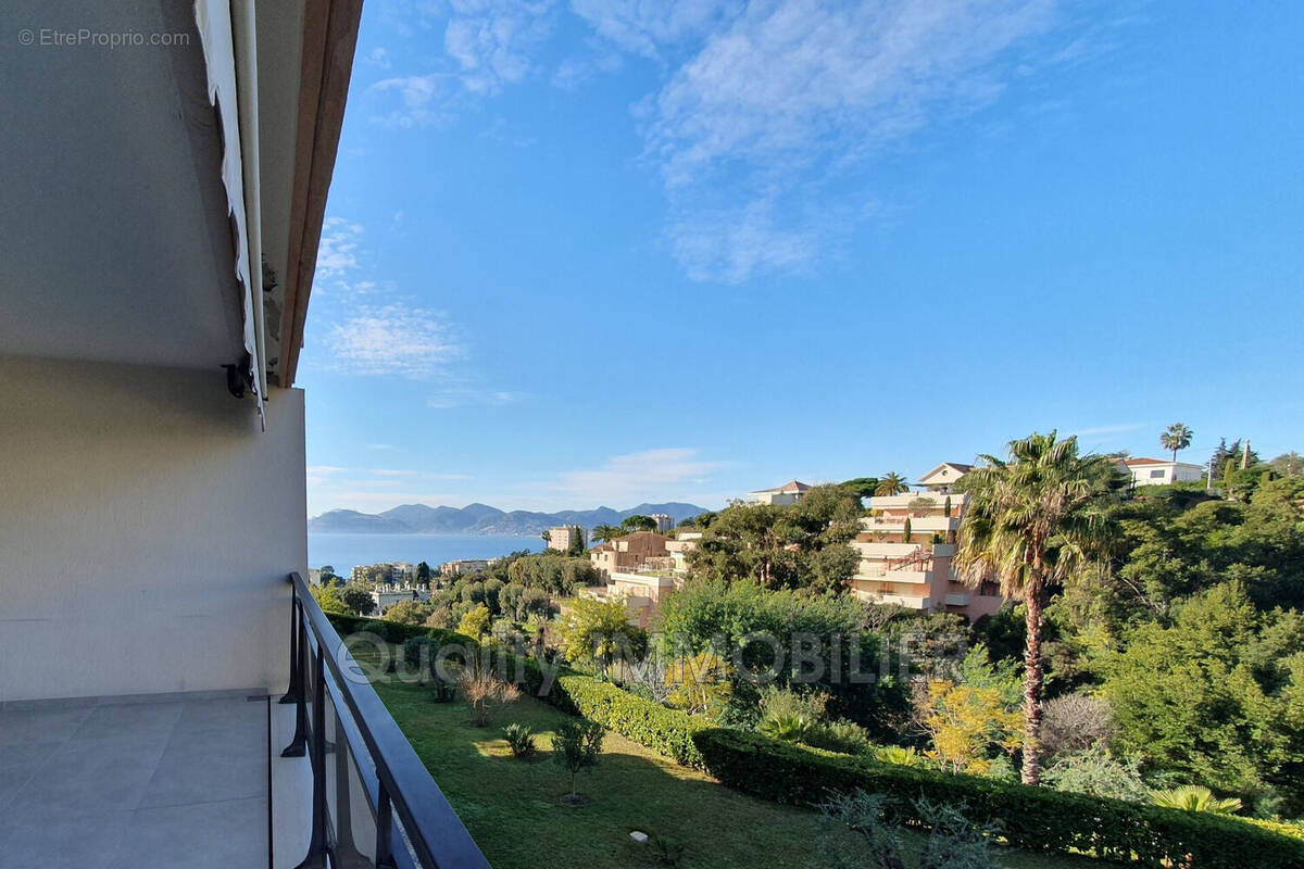 Appartement à CANNES