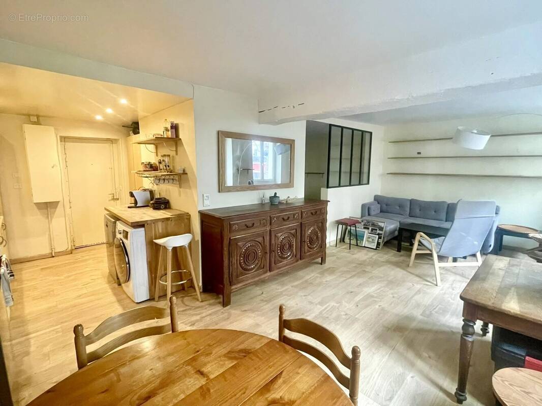 Appartement à PARIS-11E