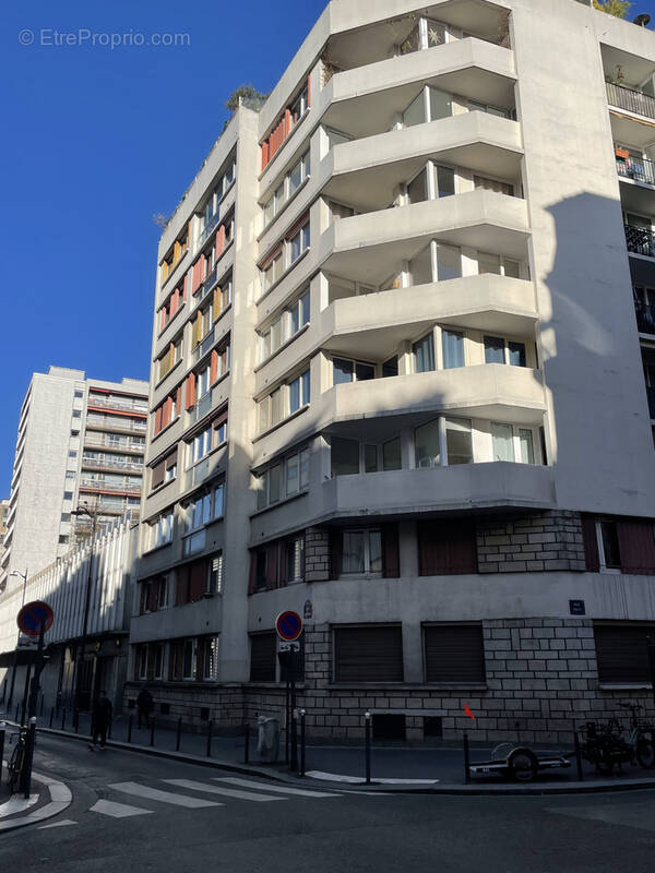 Appartement à PARIS-19E