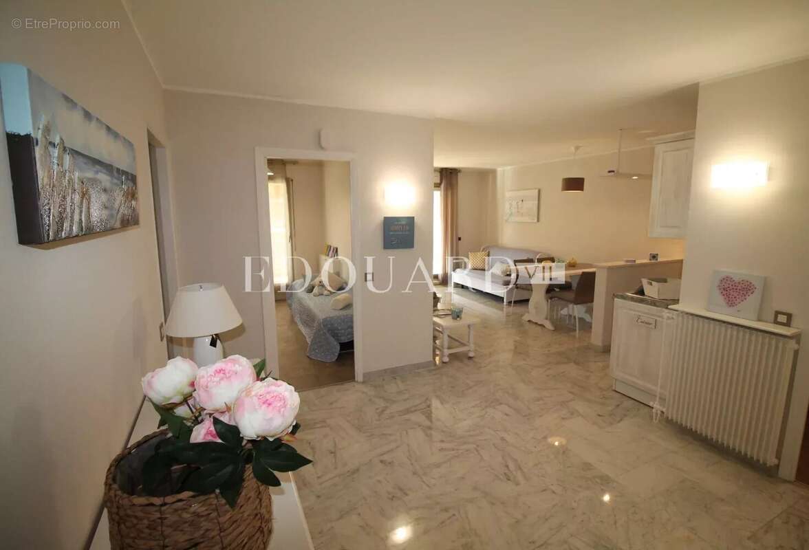 Appartement à MENTON