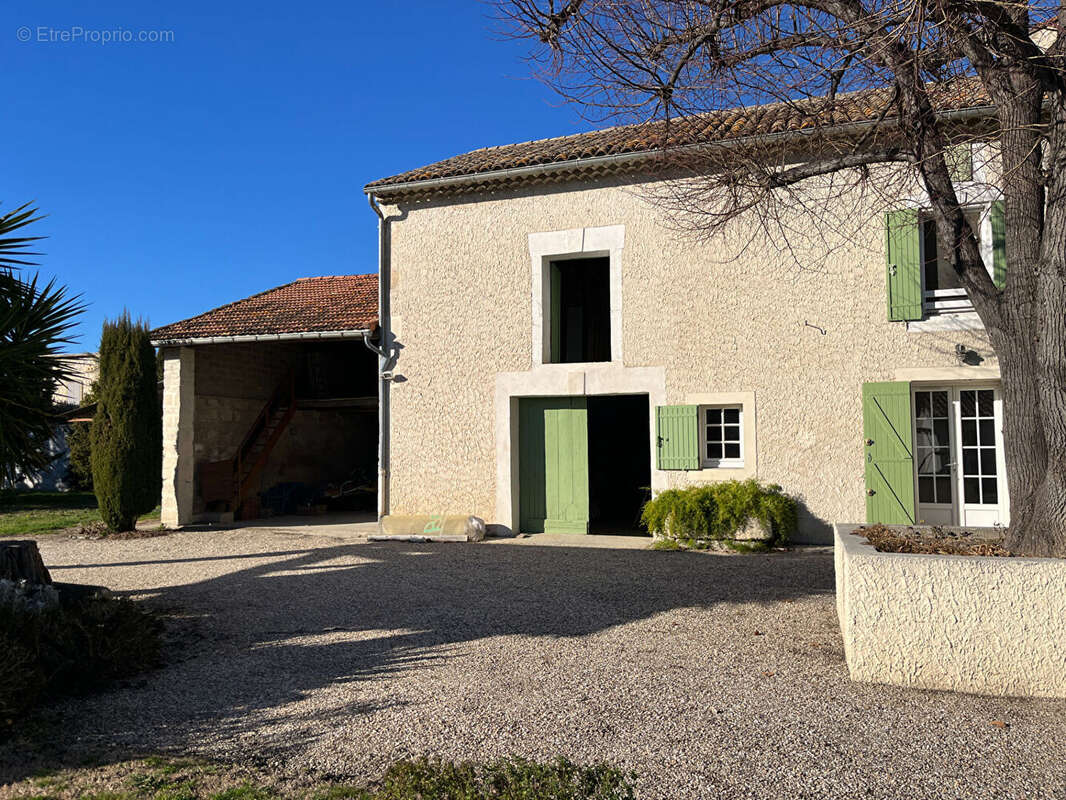 Maison à ROGNONAS