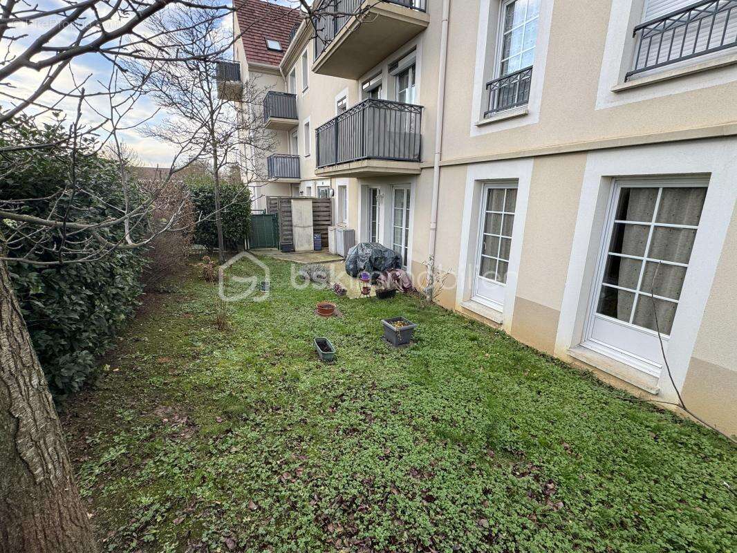 Appartement à FONTENAY-TRESIGNY