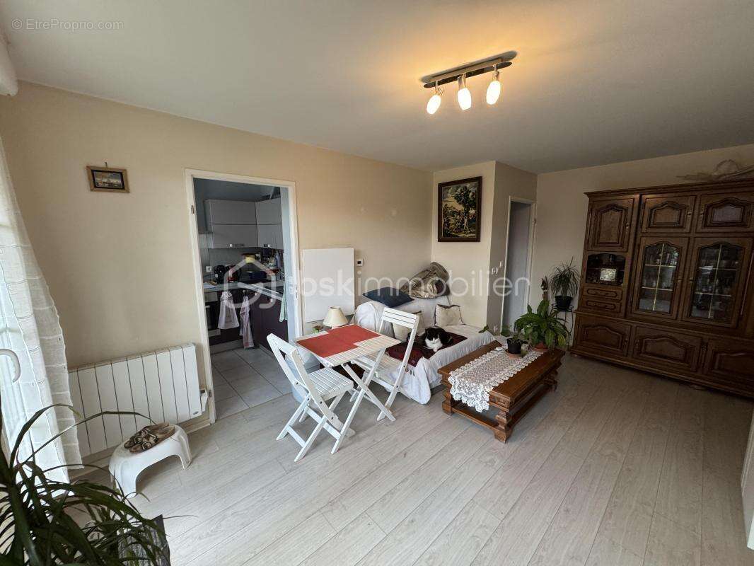 Appartement à FONTENAY-TRESIGNY