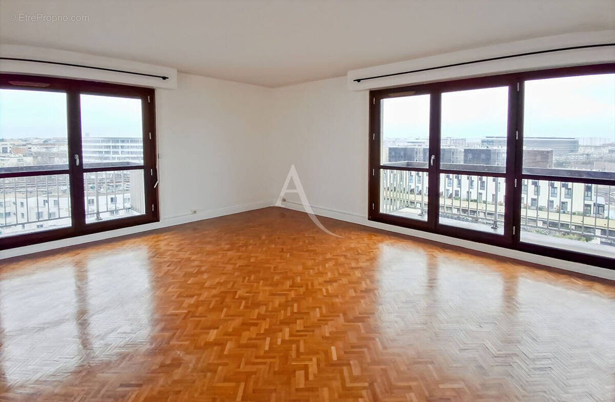 Appartement à RUEIL-MALMAISON