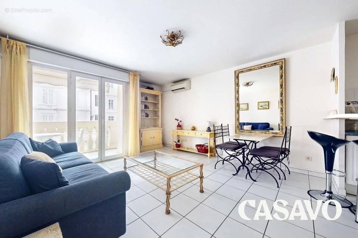 Appartement à CANNES