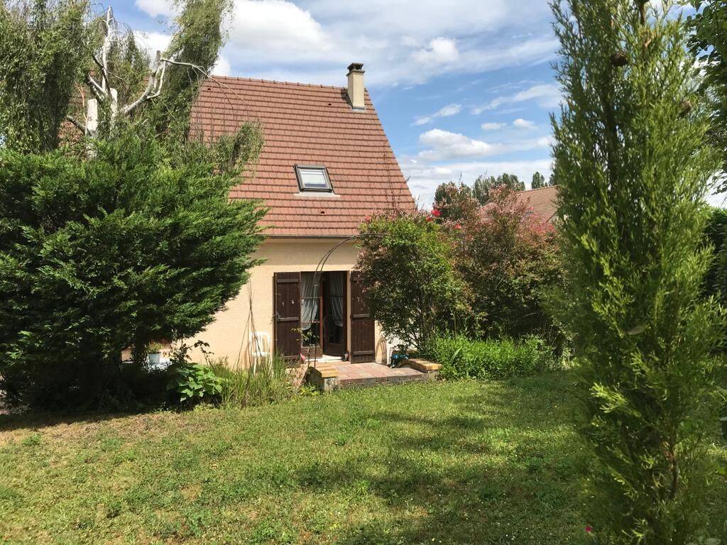 Maison à JOUY-LE-MOUTIER