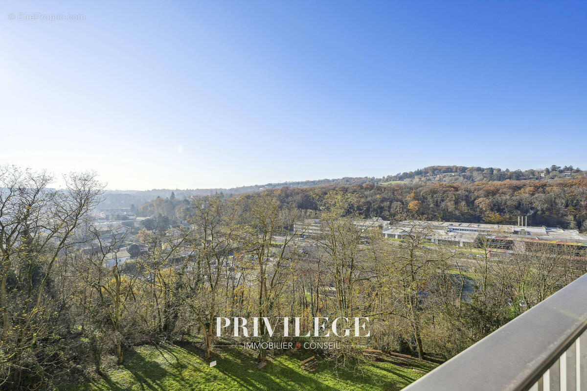 Appartement à SAINTE-FOY-LES-LYON