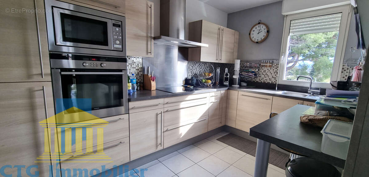 Appartement à MARSEILLE-13E