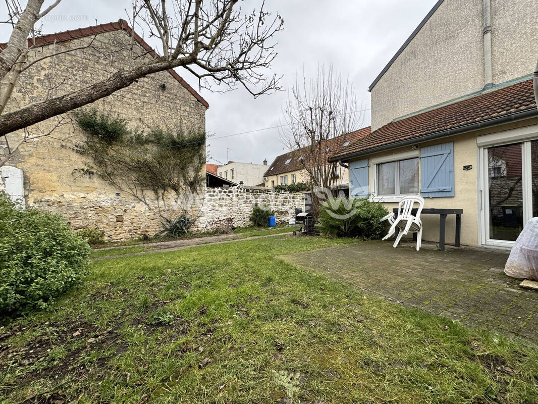 Maison à ACHERES