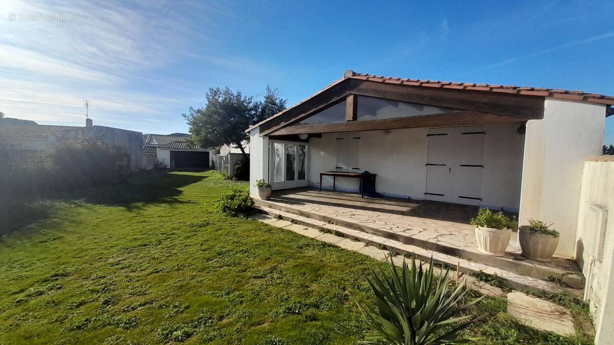 Maison à LA COUARDE-SUR-MER