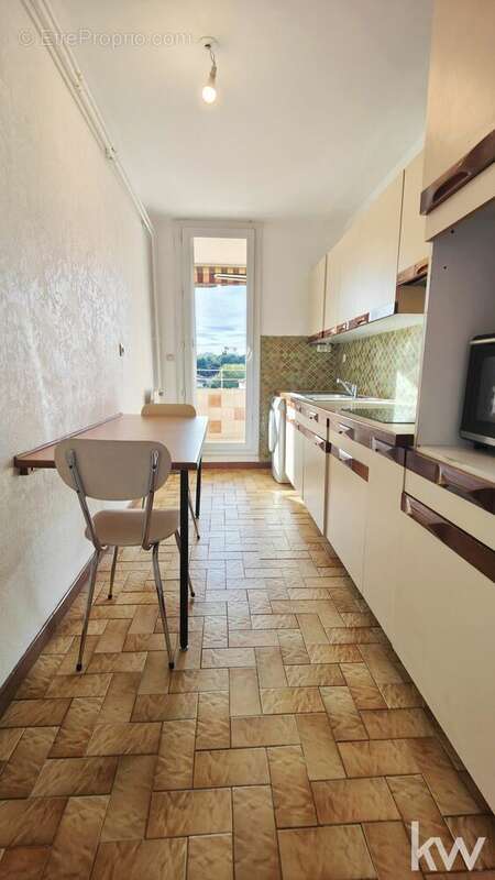 Appartement à MARSEILLE-13E