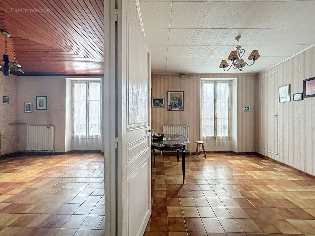 Appartement à MELUN