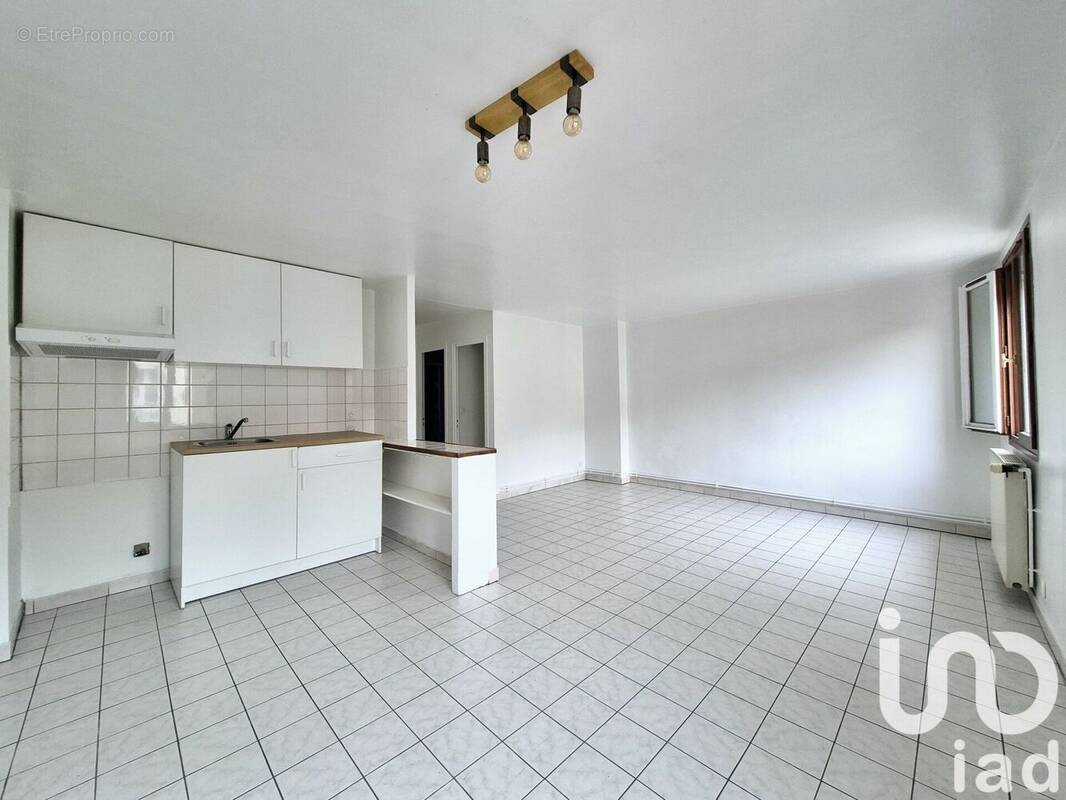 Photo 1 - Appartement à MERY-SUR-OISE