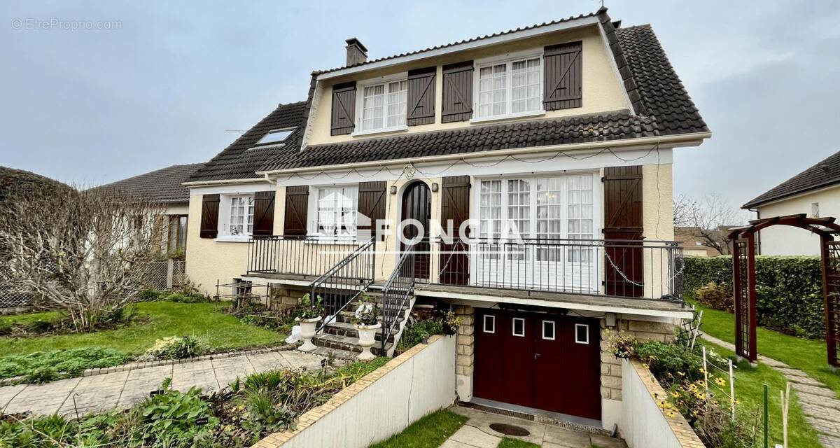 Maison à BALLANCOURT-SUR-ESSONNE