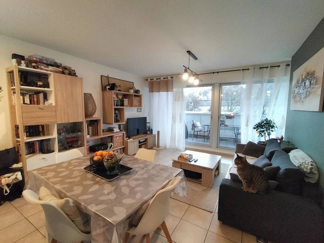 Appartement à VENCE