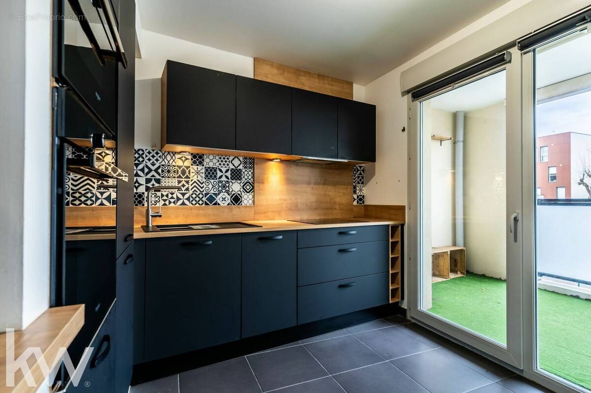 Appartement à LYON-8E