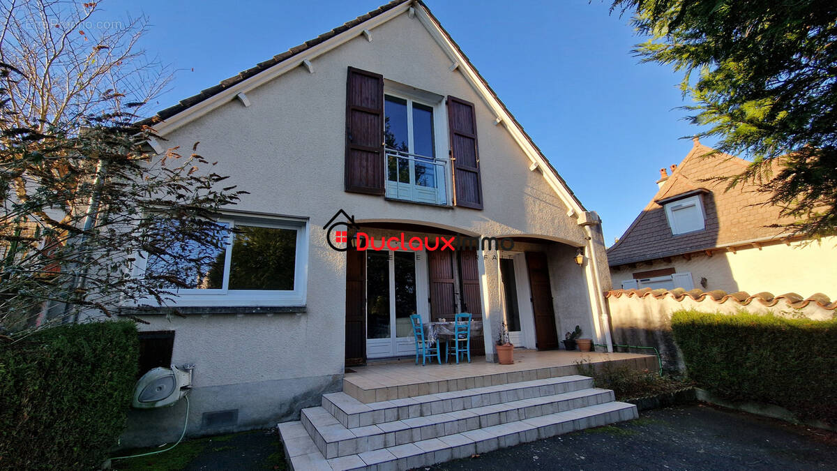 Maison à AURILLAC