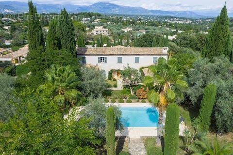 Maison à VALBONNE