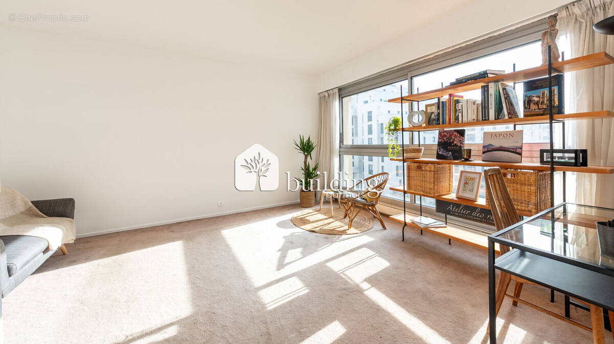 Appartement à NEUILLY-SUR-SEINE