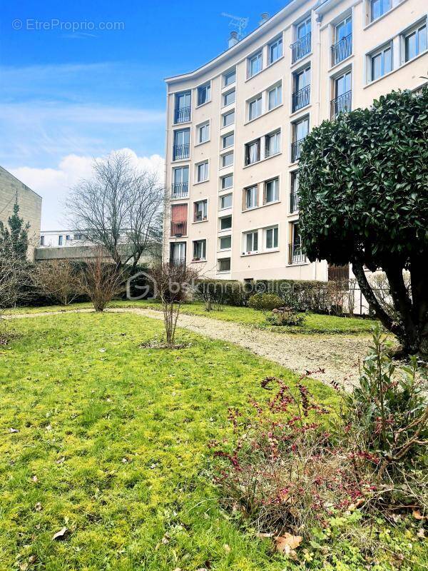 Appartement à SAINT-CYR-L&#039;ECOLE