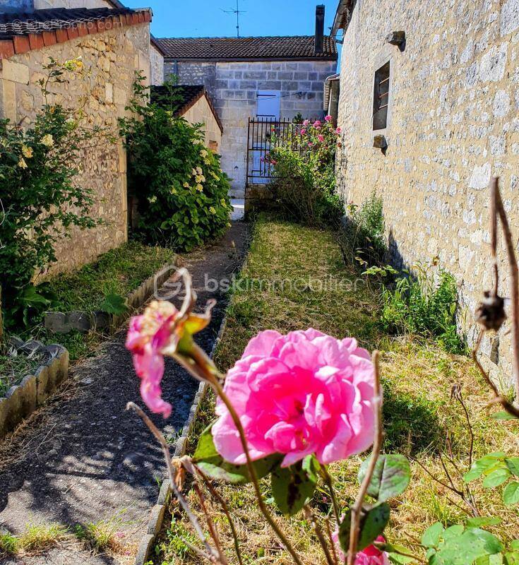 Maison à SAINT-AGNANT