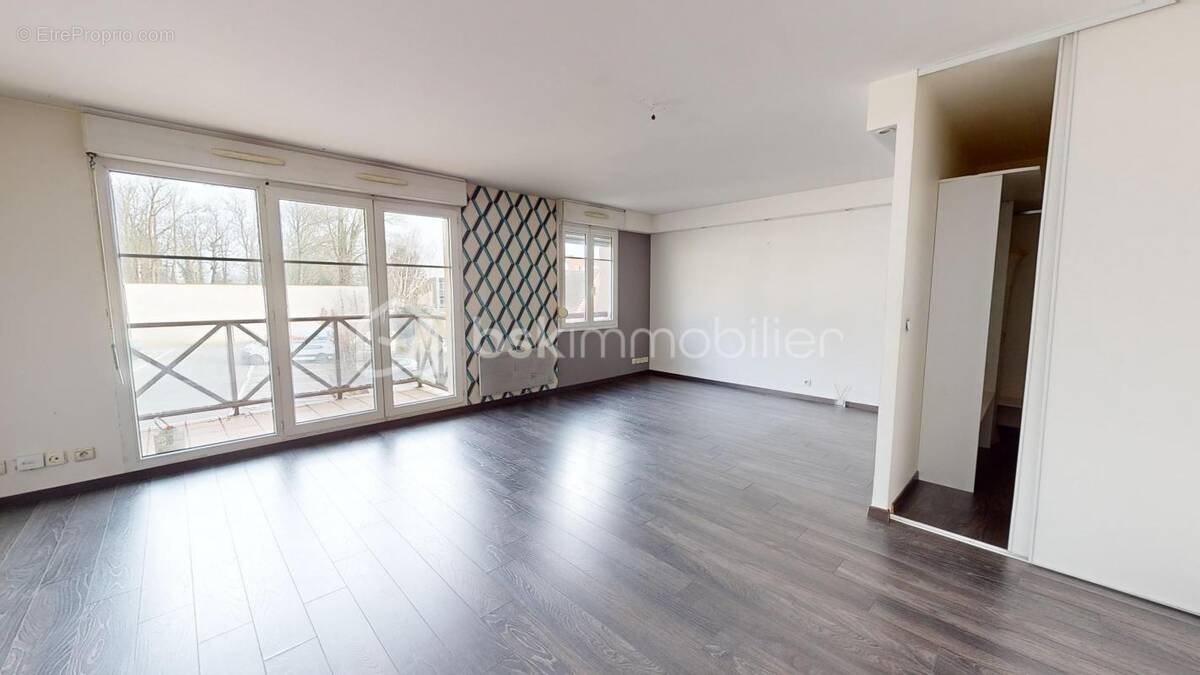 Appartement à SAINT-BRICE-SOUS-FORET