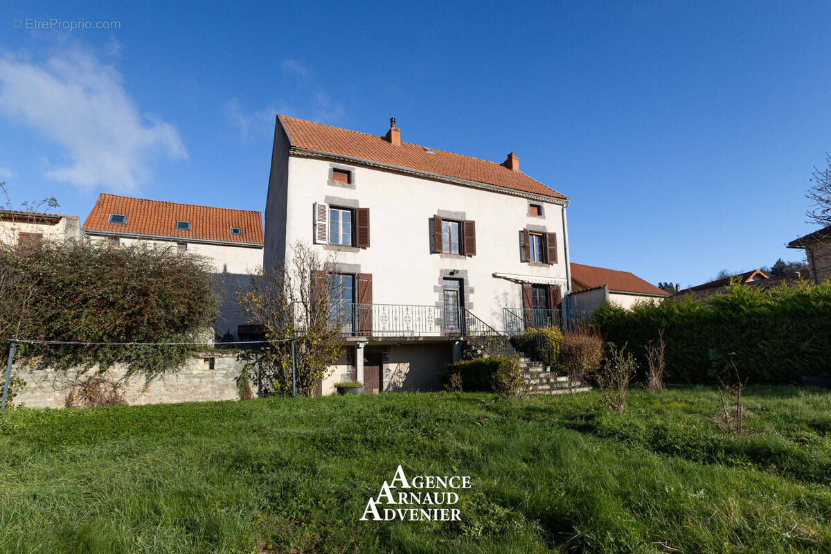 Maison à ARTONNE