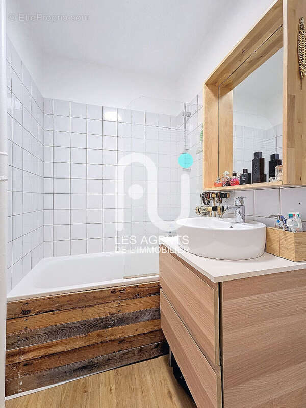 Appartement à ASNIERES-SUR-SEINE