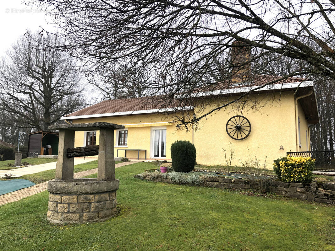 Maison à MONTRACOL