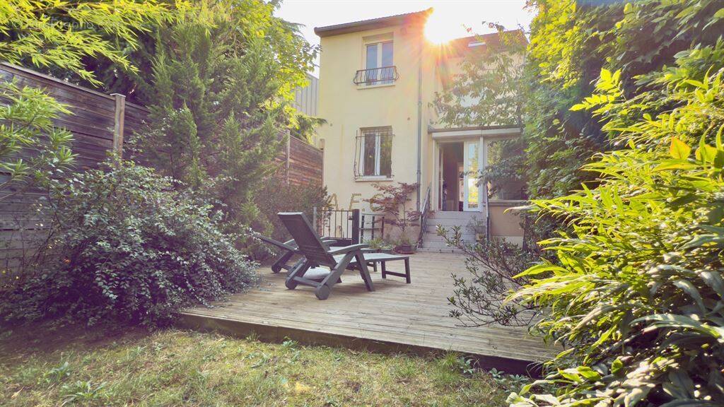 Maison à ASNIERES-SUR-SEINE