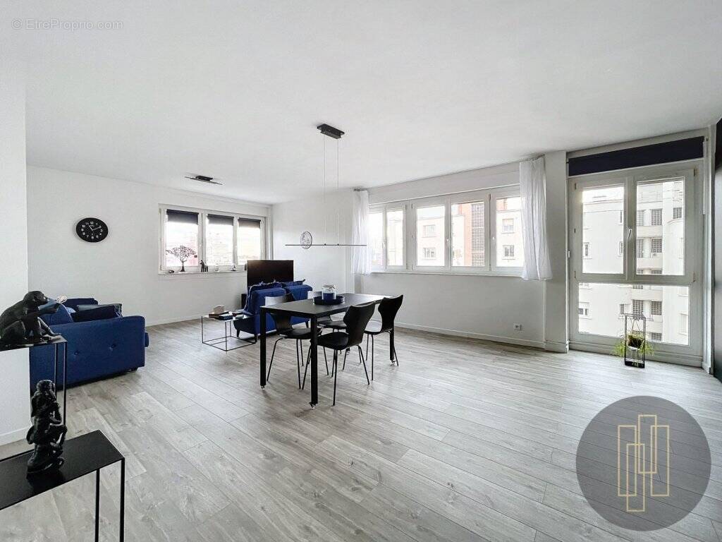 Appartement à LYON-6E