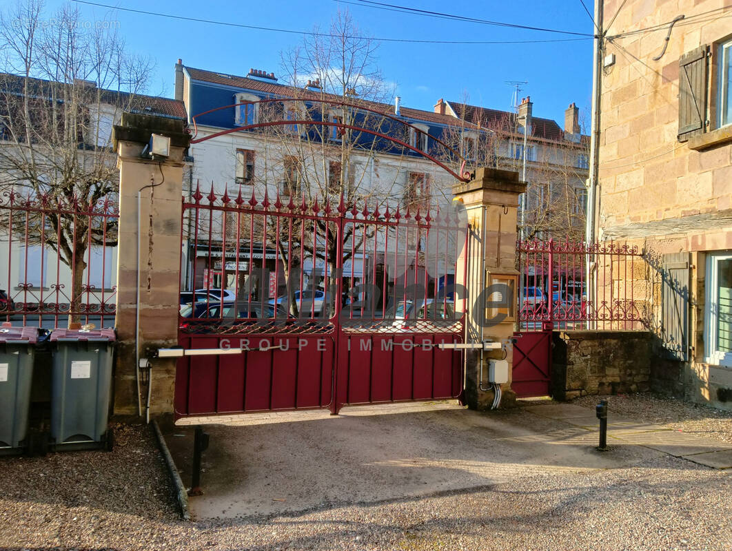 Appartement à LUXEUIL-LES-BAINS