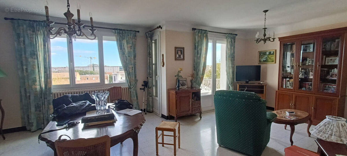 Appartement à NIMES