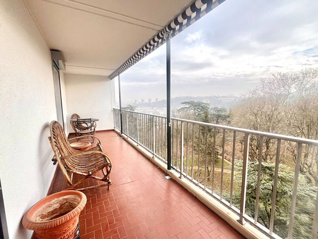 Appartement à LYON-9E