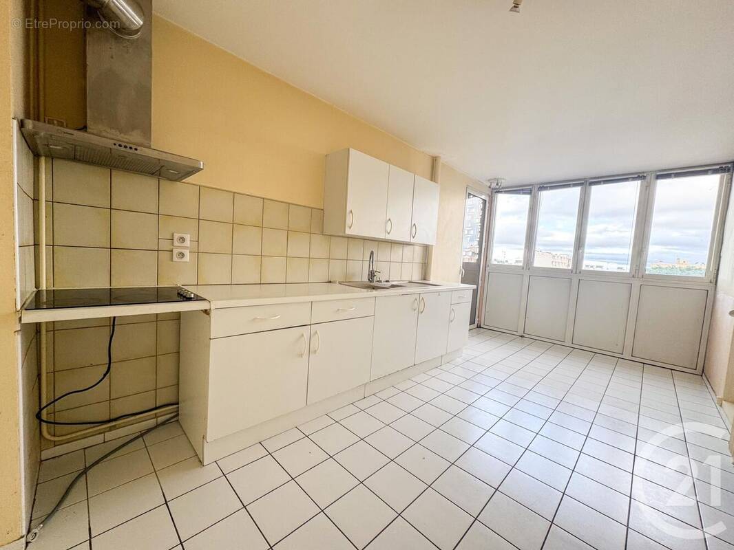 Appartement à COLOMIERS