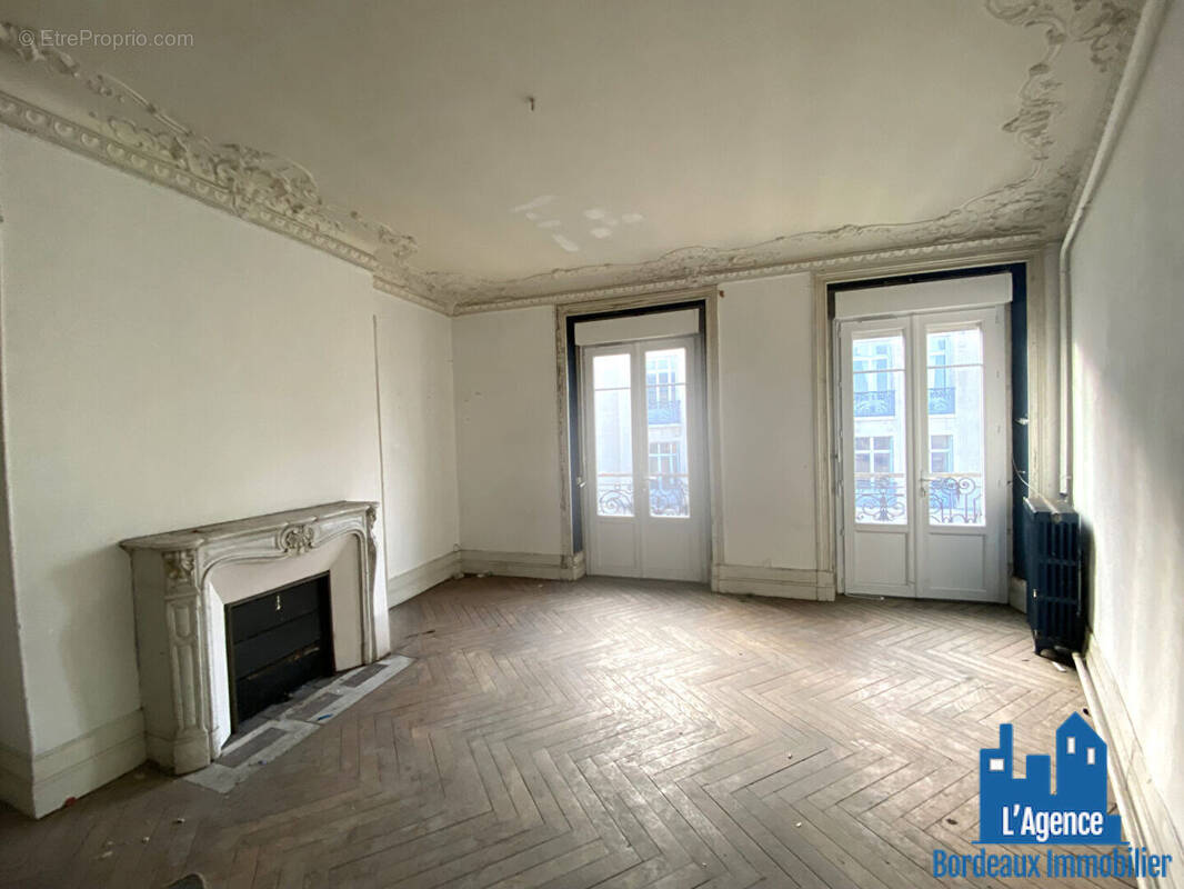 Appartement à BORDEAUX