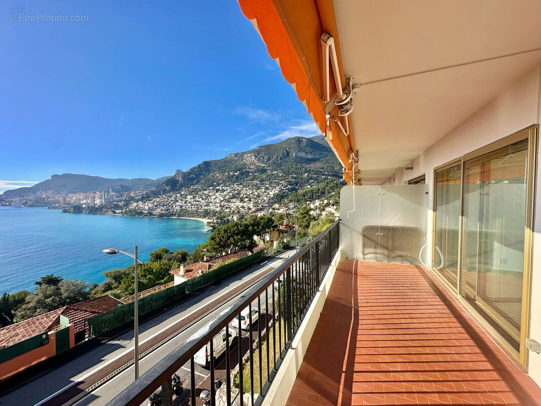 Appartement à ROQUEBRUNE-CAP-MARTIN