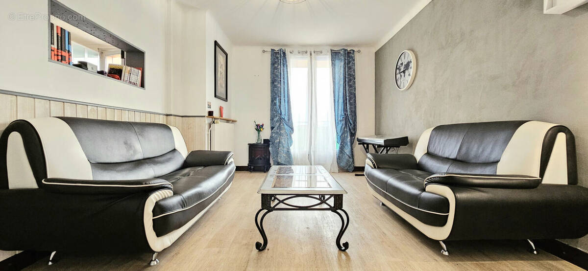 Appartement à LYON-8E