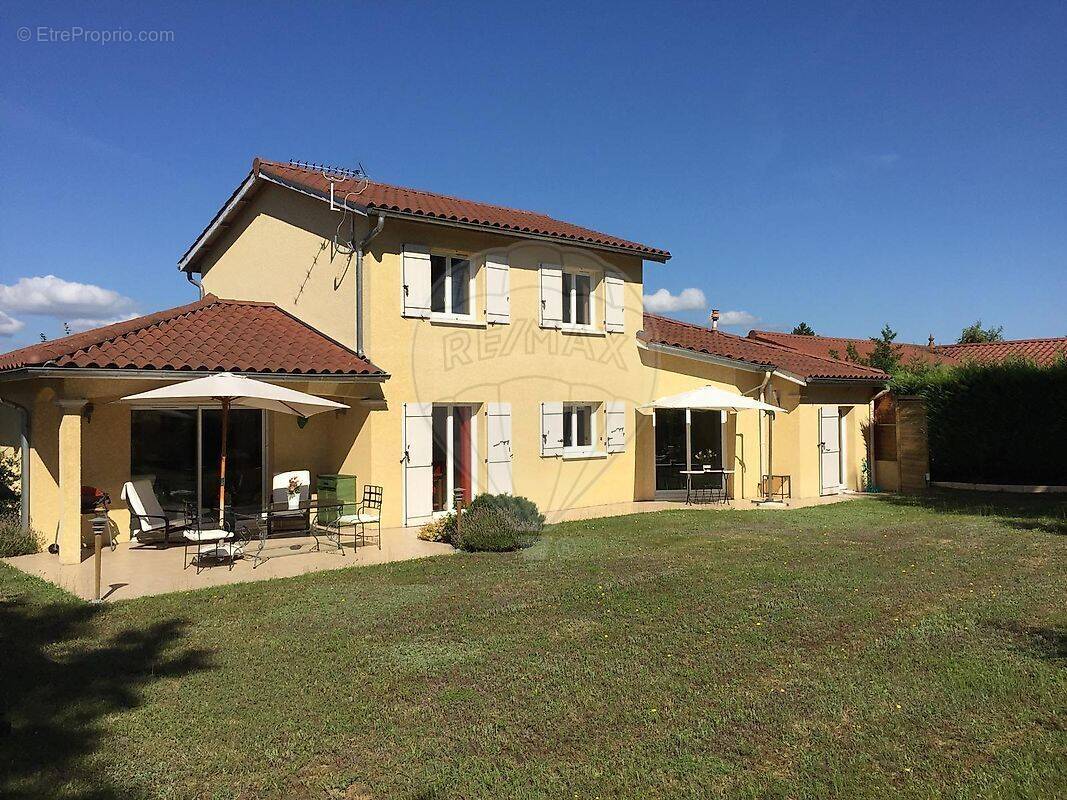 Maison à MONTMERLE-SUR-SAONE