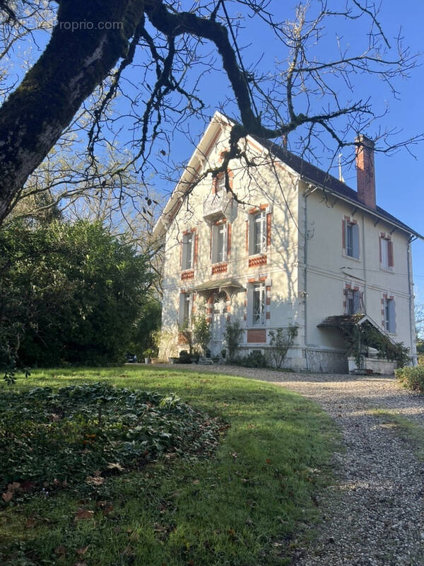 Maison à TOURNON-D&#039;AGENAIS