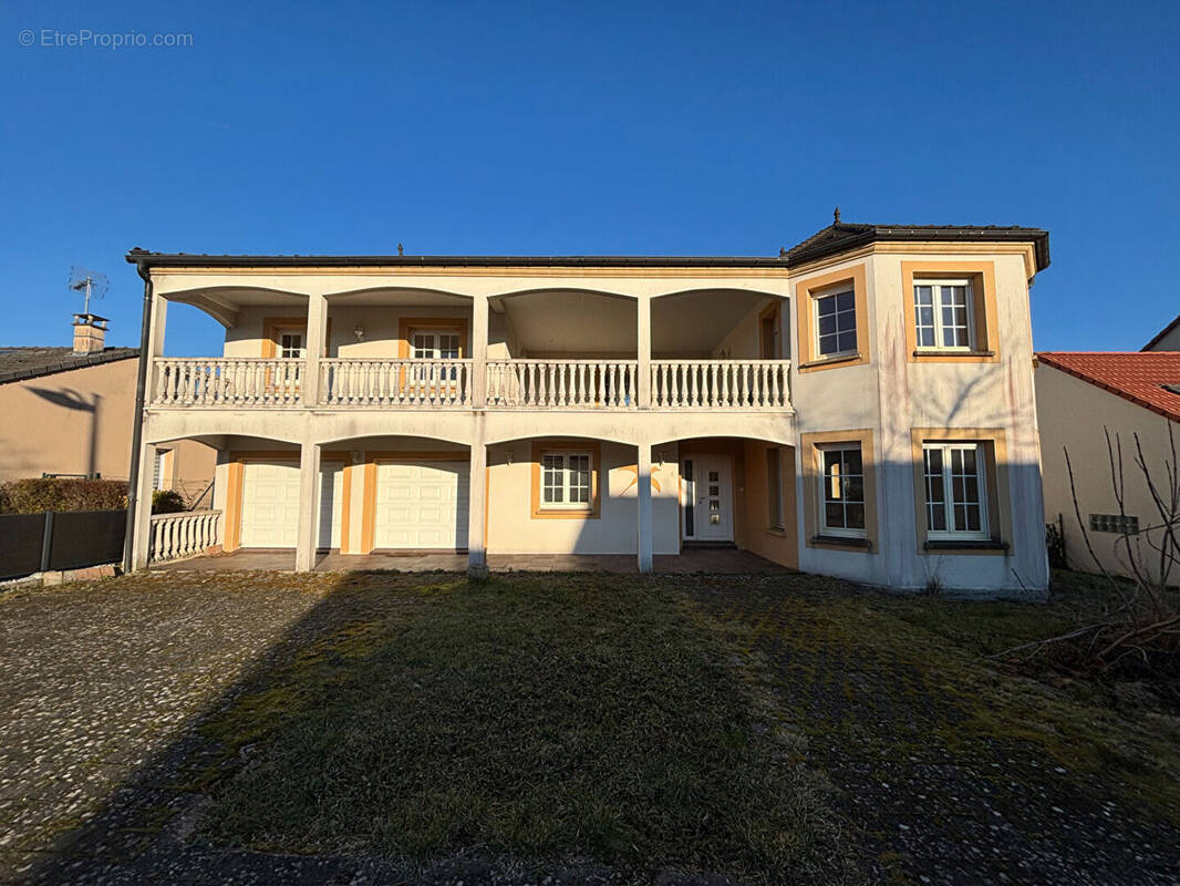 Maison à COURCELLES-SUR-NIED