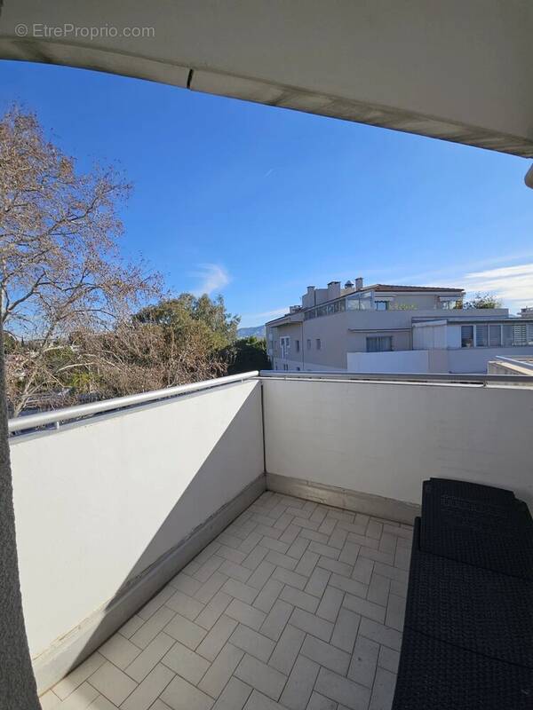 Appartement à MARSEILLE-8E