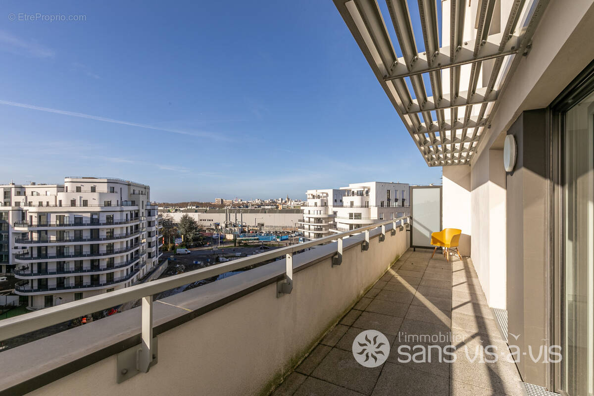 Appartement à COLOMBES