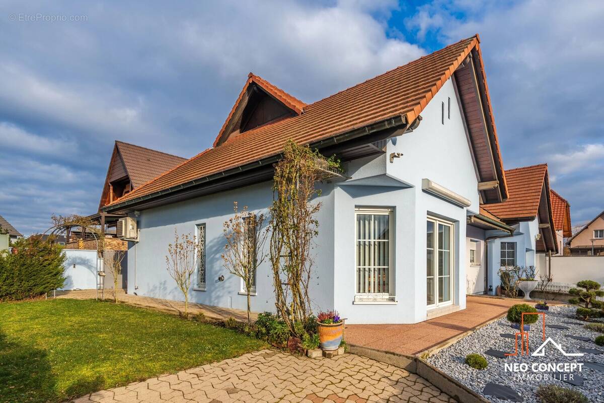 Maison à OBERHOFFEN-SUR-MODER