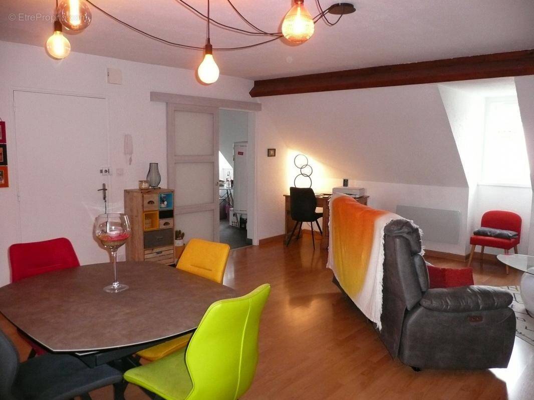 Appartement à VILLEFRANCHE-DE-ROUERGUE