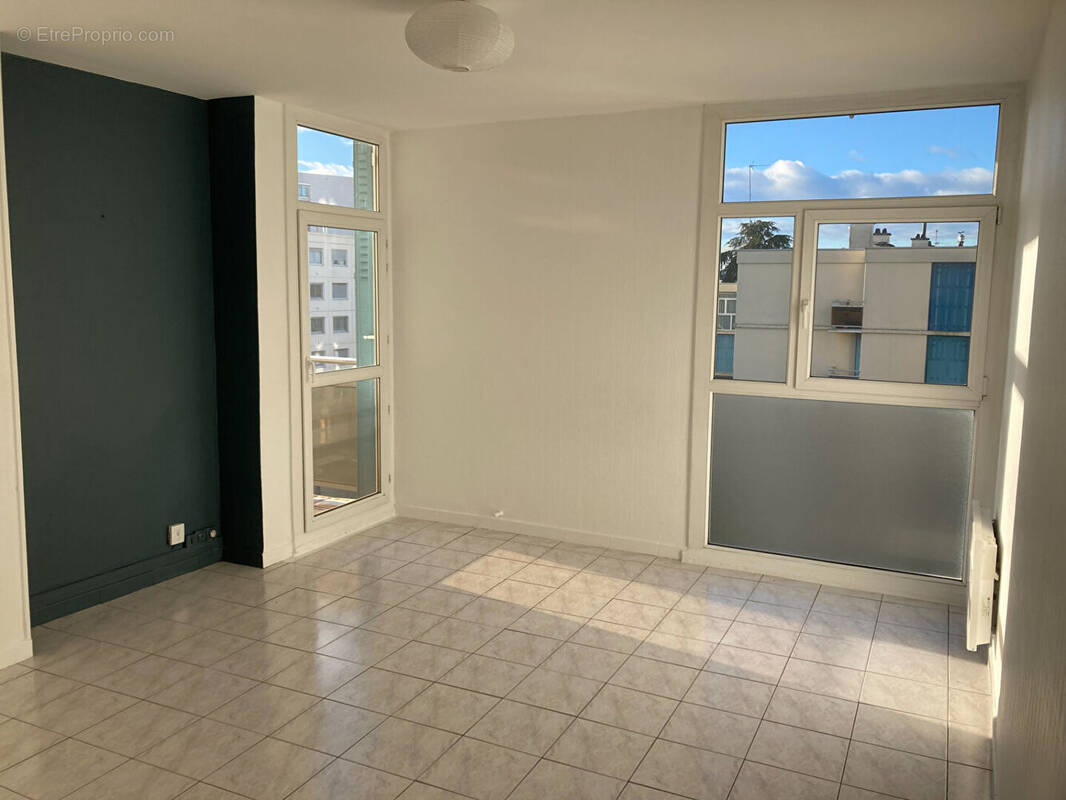 Appartement à LYON-8E