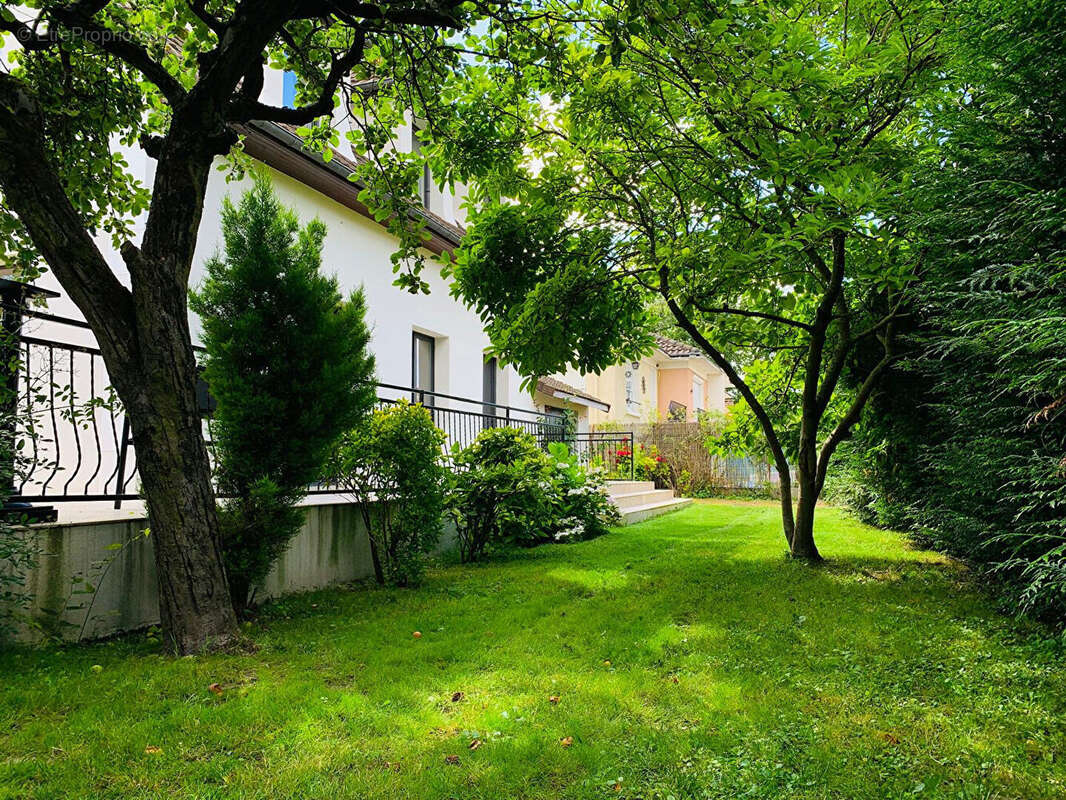 Maison à CHELLES