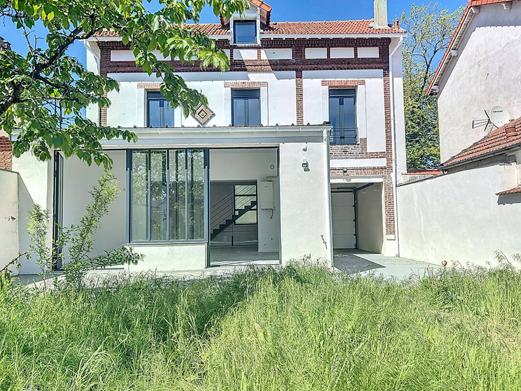 Maison à SAINT-MAUR-DES-FOSSES